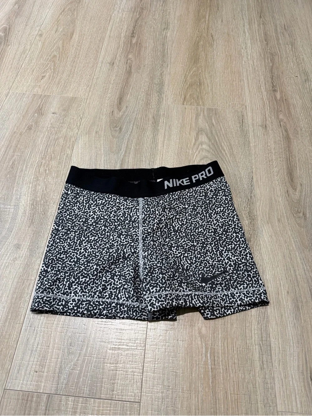 Nike Pro Black & White Printed Women’s Compression Shorts